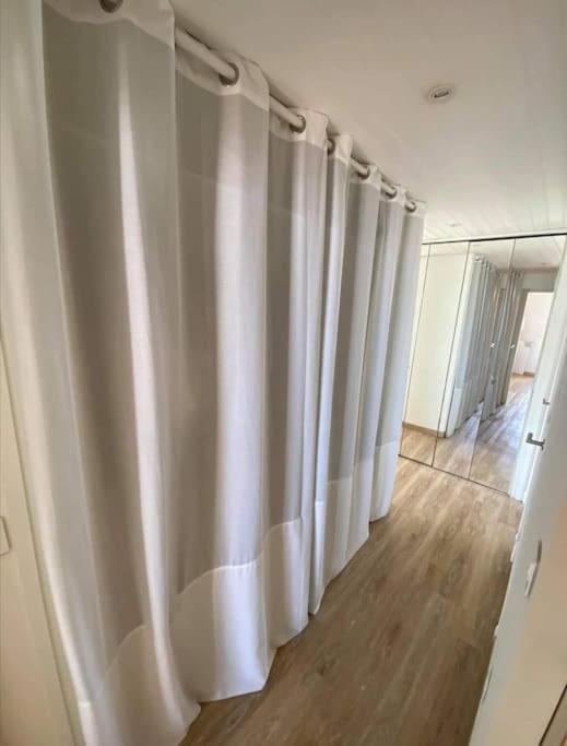 L'Atelier Marin Sur Le Port Des Marines Apartment Cogolin Bagian luar foto